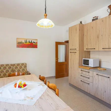 Apartment Dolce By Interhome Picciano